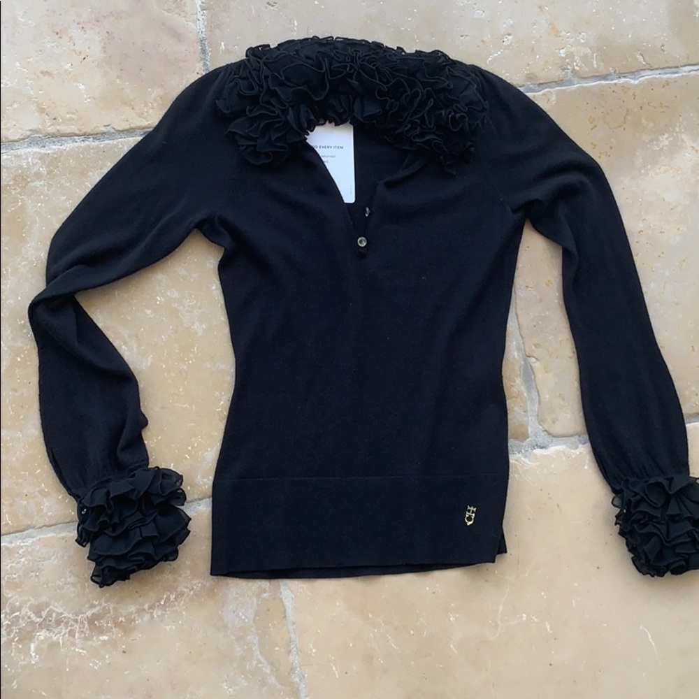 Fantastic Carolina Herrera Black knit LS top